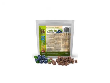 HUHU Fruit kostičky kachna s borůvkami 230g HUHU Fruit kostičky kachna s borůvkami 230g